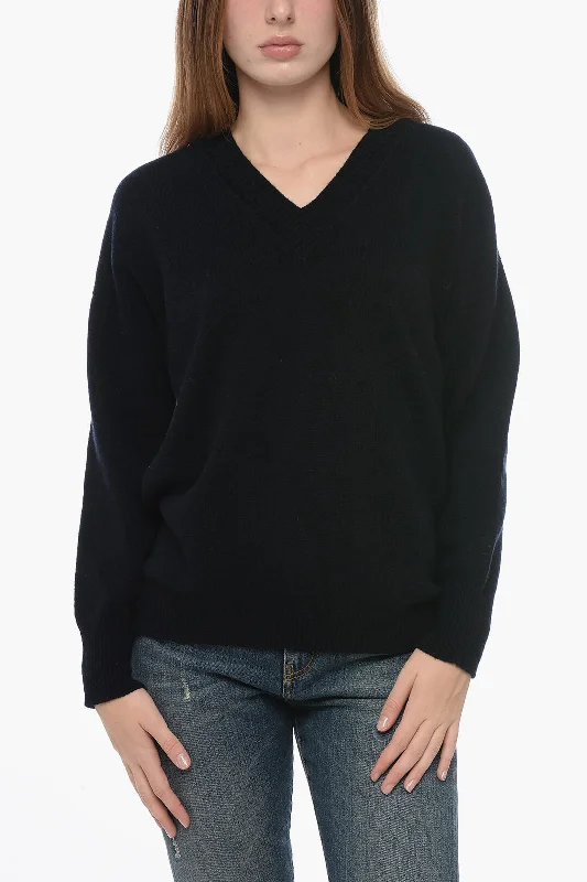 Arovescio Asymmetrical Virgin Wool and Cashmere V-Neck Sweater