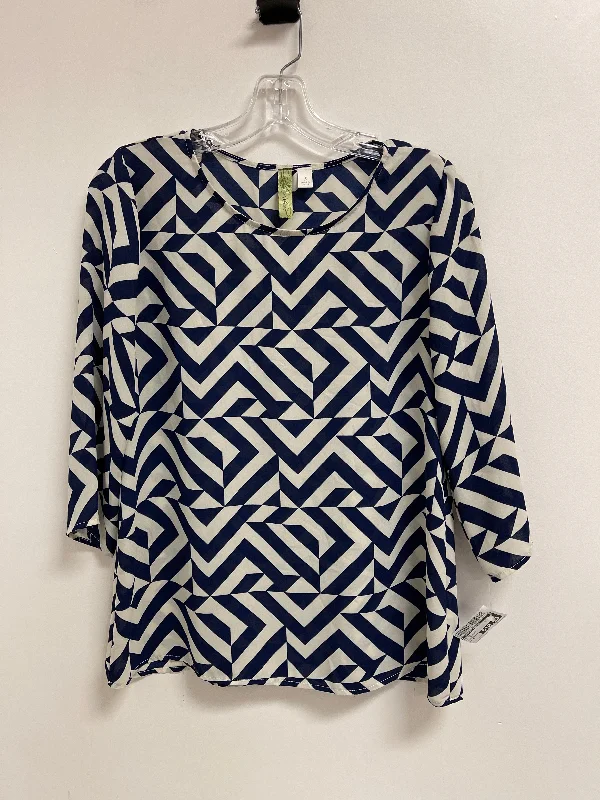 Top Long Sleeve By Clothes Mentor In Blue & White, Size: M